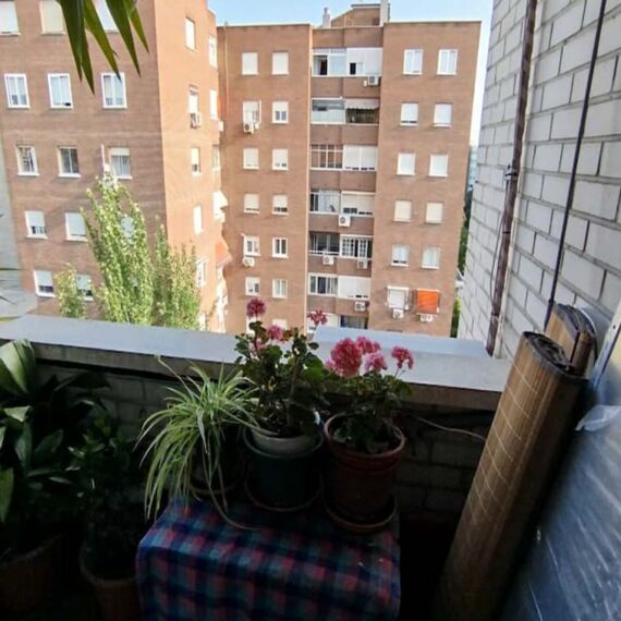 Mostoles de barandilla de hierro lacado toldosoceano 05