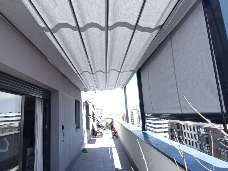 Instalación en el Cañaveral de Pérgola y Toldos